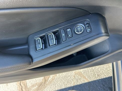 Used 2022 Honda Civic EX-L image 5