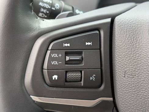 Used 2025 Honda Ridgeline Sport image 17