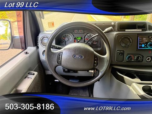 Used 2009 Ford E-350 and Econoline 350 Extended Super Duty RWD image 16
