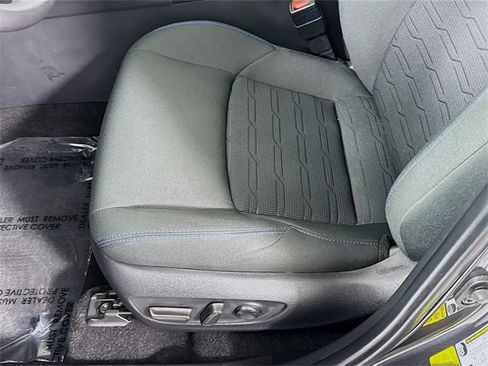 Certified 2024 Toyota RAV4 SE image 18