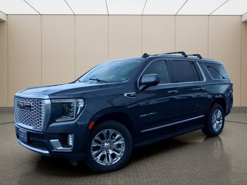 Used 2021 GMC Yukon XL Denali AWD/4WD image 2