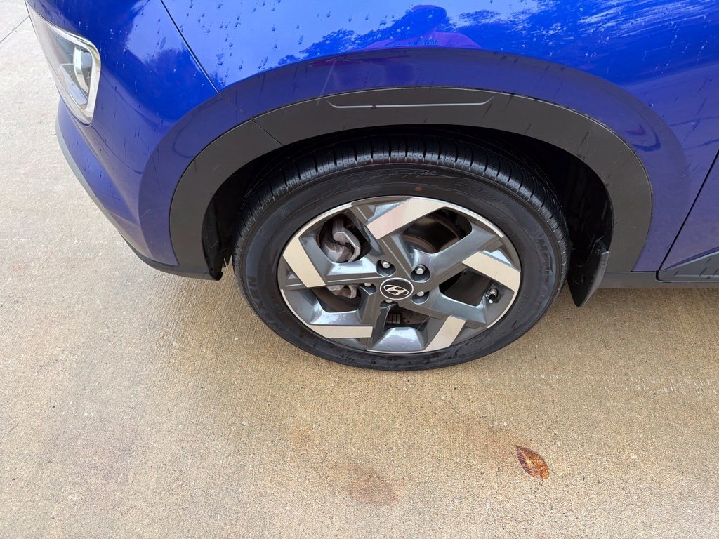 Used 2024 Hyundai Venue SEL FWD image 51