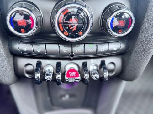 Used 2019 MINI Cooper 2-Door Hardtop w/ Storage Package image 14