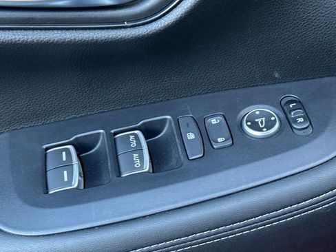 Certified 2024 Honda HR-V EX-L image 13