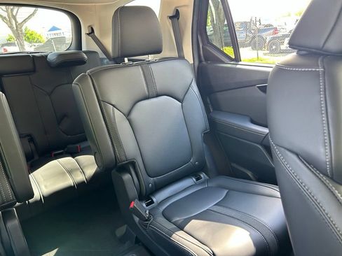Used 2024 Honda Pilot EX-L image 14