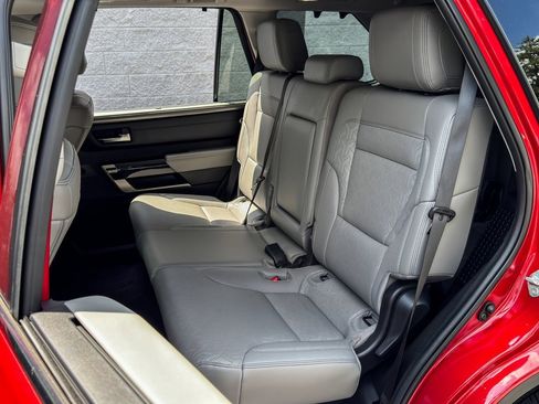 Used 2023 Toyota Sequoia Limited image 24