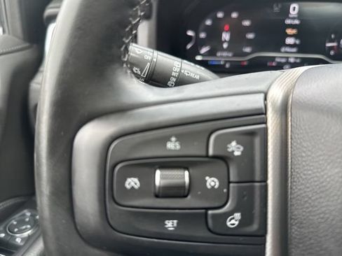 Used 2024 GMC Yukon XL Denali AWD/4WD image 27