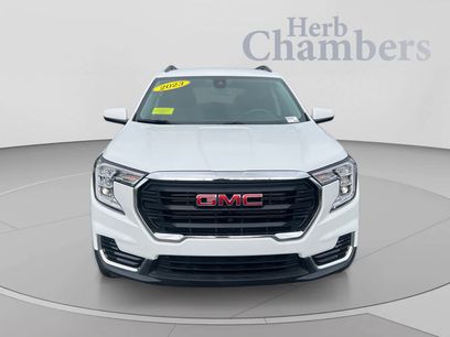 Used 2023 GMC Terrain SLE w/ Driver Convenience Package