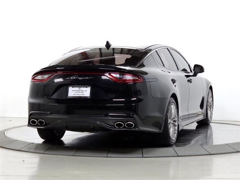 Used 2018 Kia Stinger image 8
