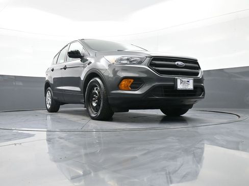 Used 2018 Ford Escape S image 26