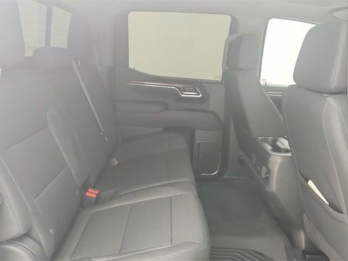 Certified 2025 Chevrolet Silverado 1500 LT Trail Boss w/ Convenience Package II image 33