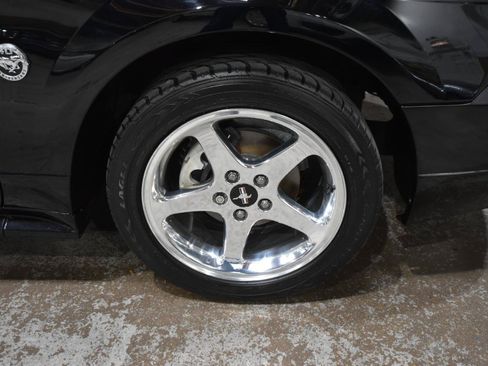 Used 2004 Ford Mustang GT RWD image 47