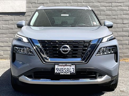 Used 2023 Nissan Rogue Platinum AWD/4WD image 2