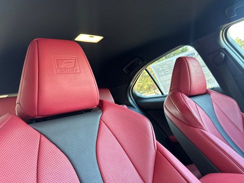 Used 2021 Lexus UX 250h F Sport w/ Accessory Package (Z2) image 18