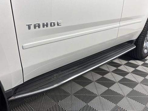 Used 2018 Chevrolet Tahoe Premier AWD/4WD image 12