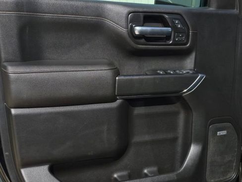 Used 2019 GMC Sierra 1500 AT4 w/ AT4 Preferred Package AWD/4WD image 9