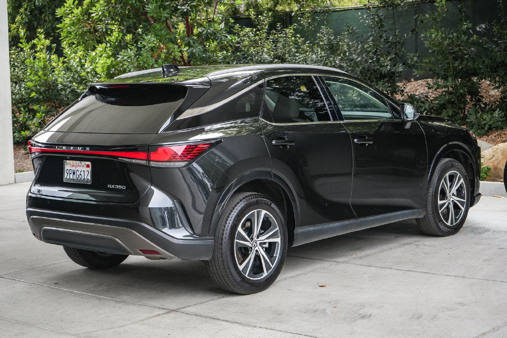Used 2024 Lexus RX 350 FWD w/ Technology Package image 6
