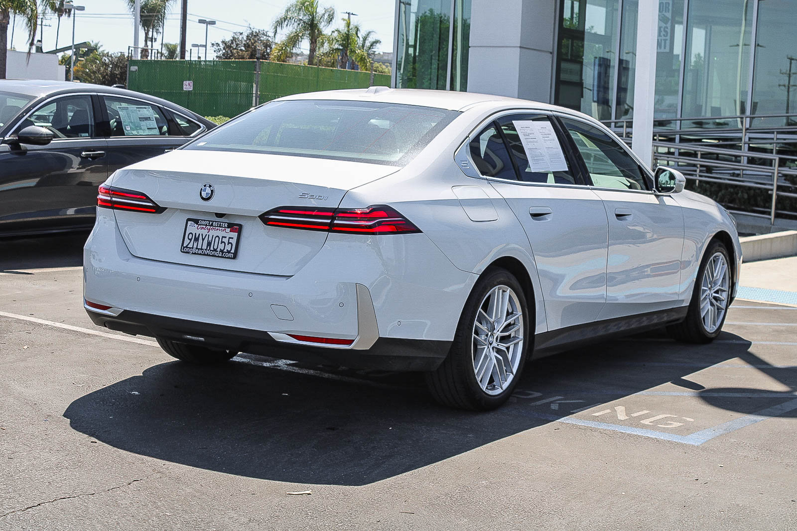Used 2024 BMW 530i w/ Convenience Package RWD image 7