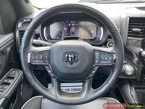 Used 2025 RAM 1500 Limited AWD/4WD image 19