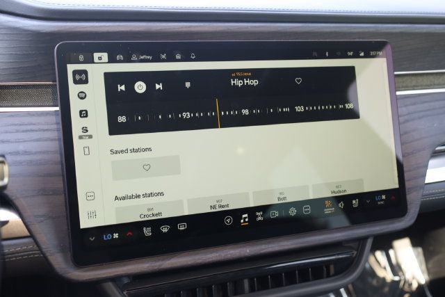 Used 2024 Rivian R1S Adventure Quad AWD/4WD image 19