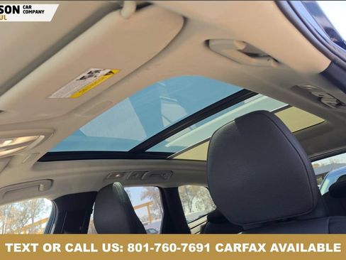 Used 2025 Volvo XC60 B5 Plus AWD/4WD image 8