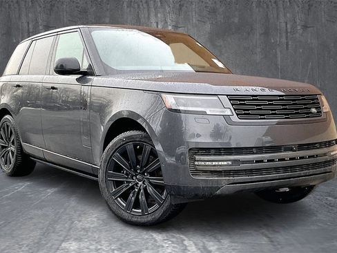 New 2026 Land Rover Range Rover SE image 2