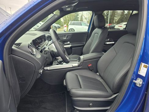 Certified 2025 Mercedes-Benz GLB 250 4MATIC image 13