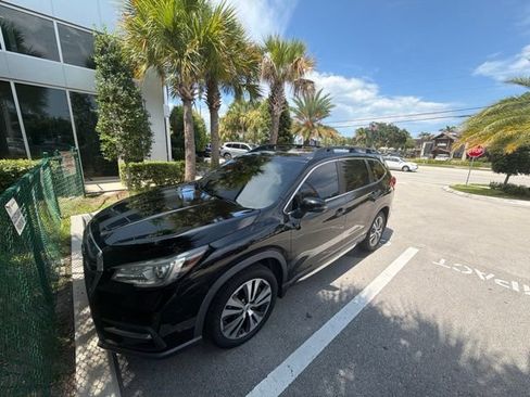 Used 2019 Subaru Ascent Limited AWD/4WD image 1