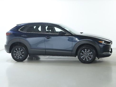 Used 2020 MAZDA CX-30 S image 11