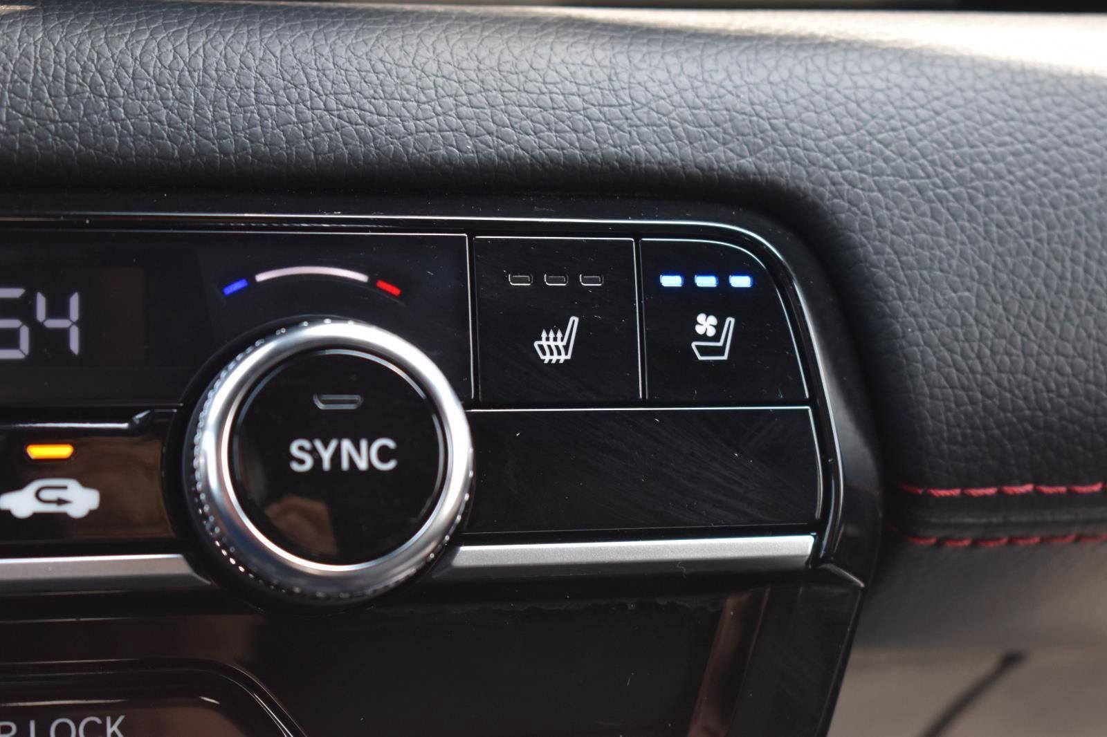 Used 2025 Honda Pilot Black Edition image 28
