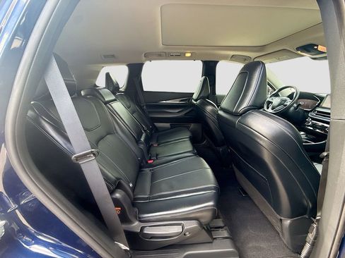 Used 2023 INFINITI QX60 Luxe w/ Cargo Package FWD image 29
