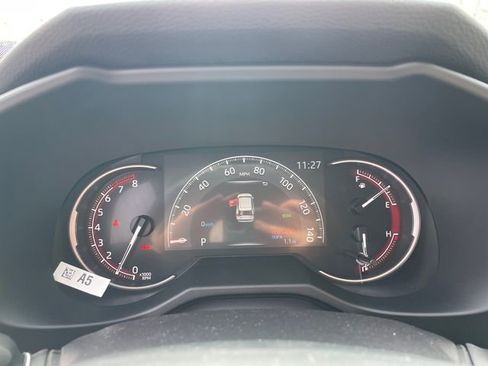 New 2025 Toyota RAV4 XLE image 27