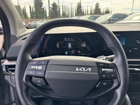 Used 2026 Kia Sportage LX AWD/4WD image 28