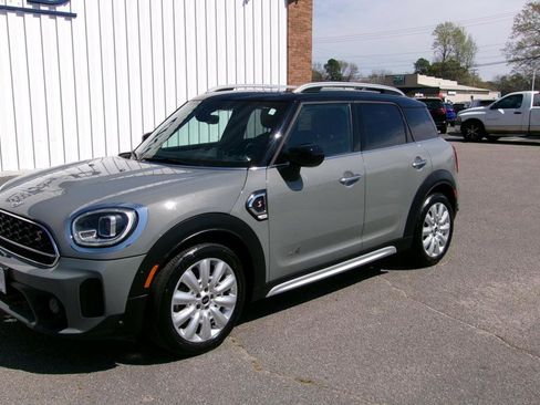 Used 2022 MINI Cooper Countryman S w/ Driver Assistance Package image 2