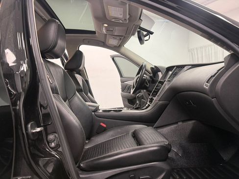 Used 2015 INFINITI Q50 AWD w/ Navigation Package image 36