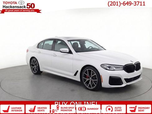 Used 2022 BMW M550i xDrive w/ Executive Package image 1