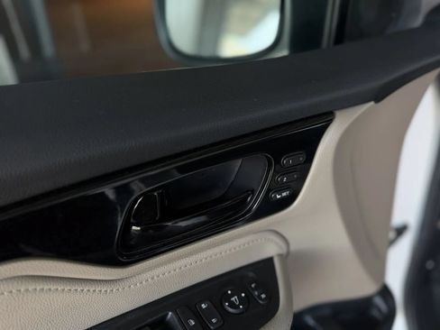 Used 2023 Honda Odyssey Touring image 27