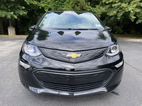 Used 2020 Chevrolet Bolt LT FWD image 3