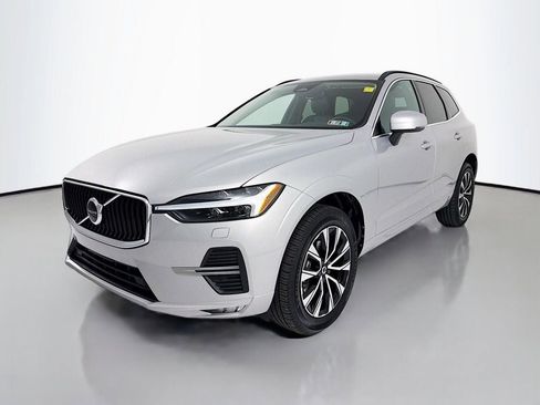 Used 2023 Volvo XC60 B5 Core w/ Climate Package AWD/4WD image 3