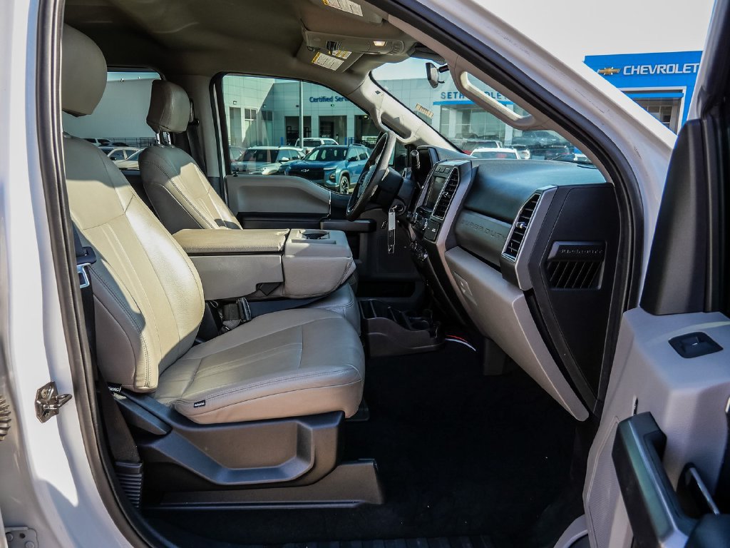 Used 2020 Ford F250 XLT w/ XLT Value Package AWD/4WD image 16