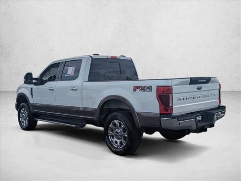 Used 2022 Ford F250 Lariat w/ Chrome Package image 7