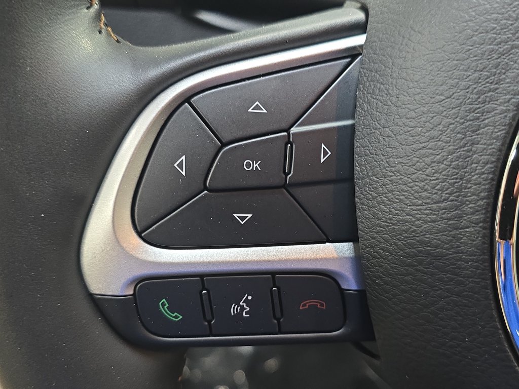 Used 2019 Jeep Compass Limited AWD/4WD image 18