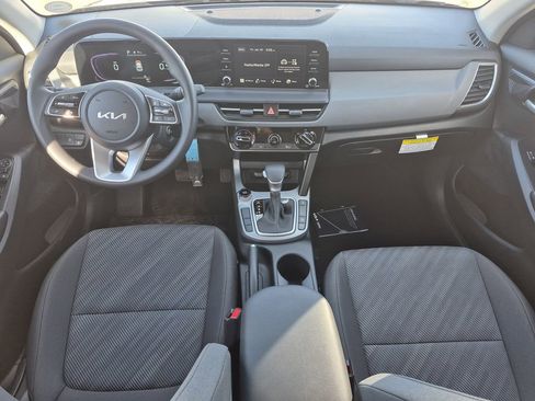 New 2026 Kia Seltos LX image 13