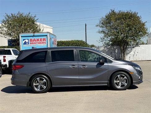 Used 2019 Honda Odyssey Touring image 3