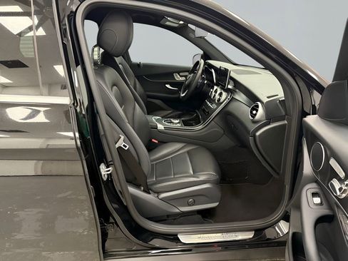 Used 2018 Mercedes-Benz GLC 300 4MATIC image 13