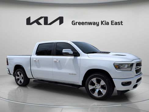 Used 2023 RAM 1500 Laramie RWD image 3