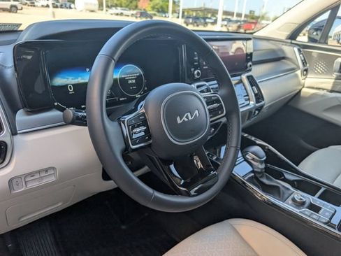 Used 2023 Kia Sorento SX AWD/4WD image 9