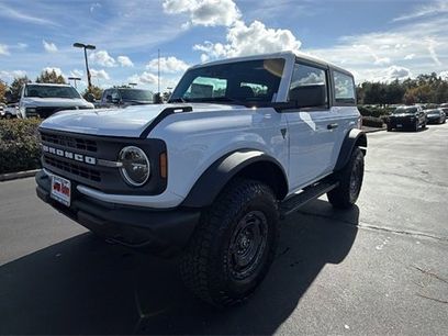New 2025 Ford Bronco 2-Door w/ Sasquatch Package
