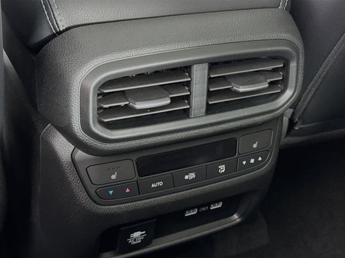 Certified 2023 Honda Pilot Elite image 27