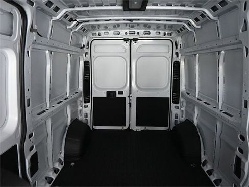 New 2026 RAM ProMaster 2500 w/ Premium Convenience Group image 18
